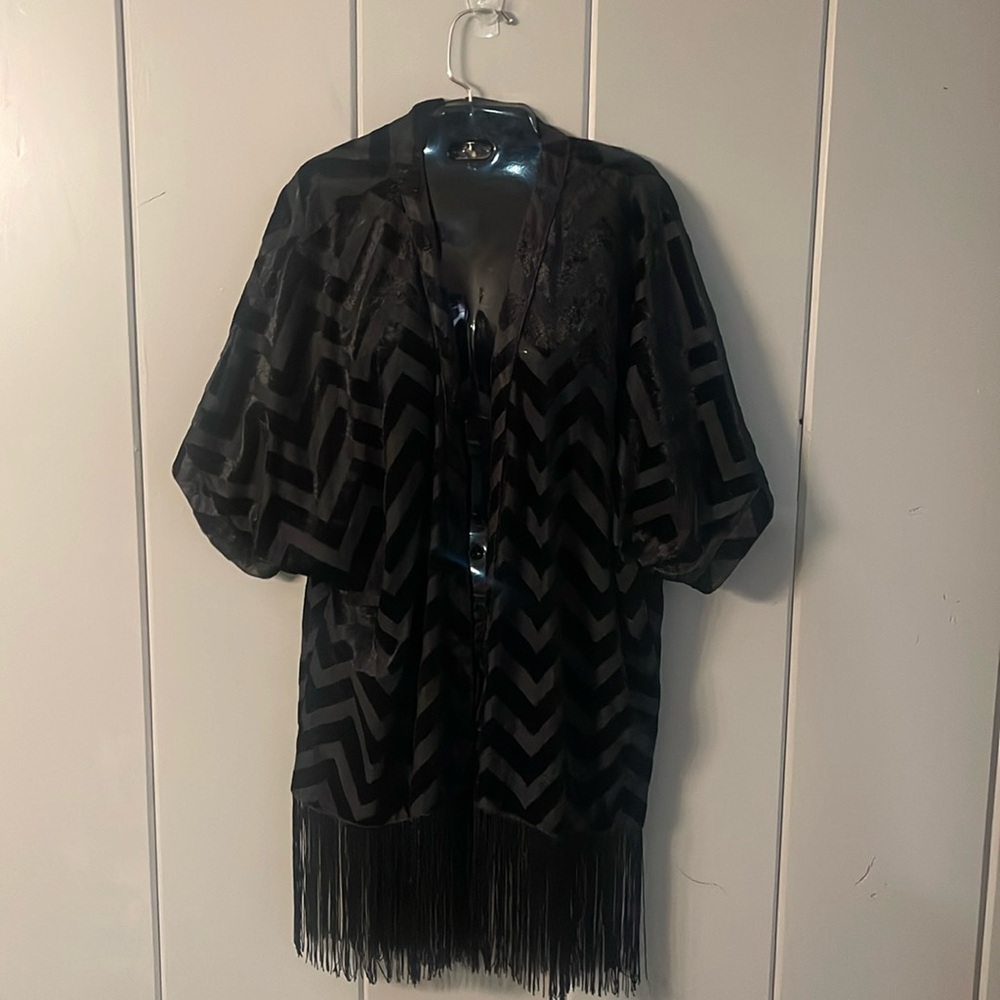 Chic Black Chevron Cape with Fringe